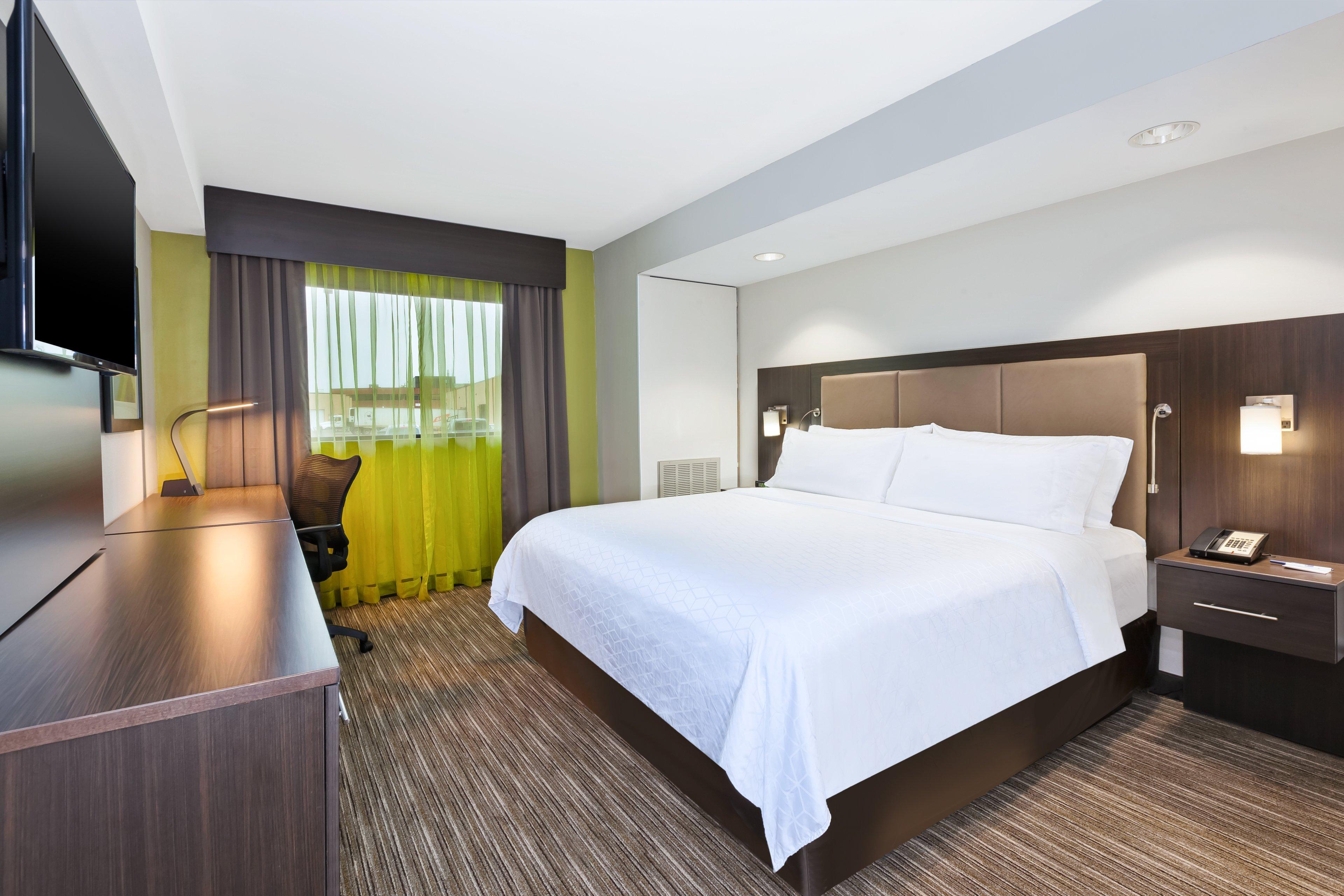 Holiday Inn Express Winnipeg Airport - Polo Park By Ihg Exterior photo