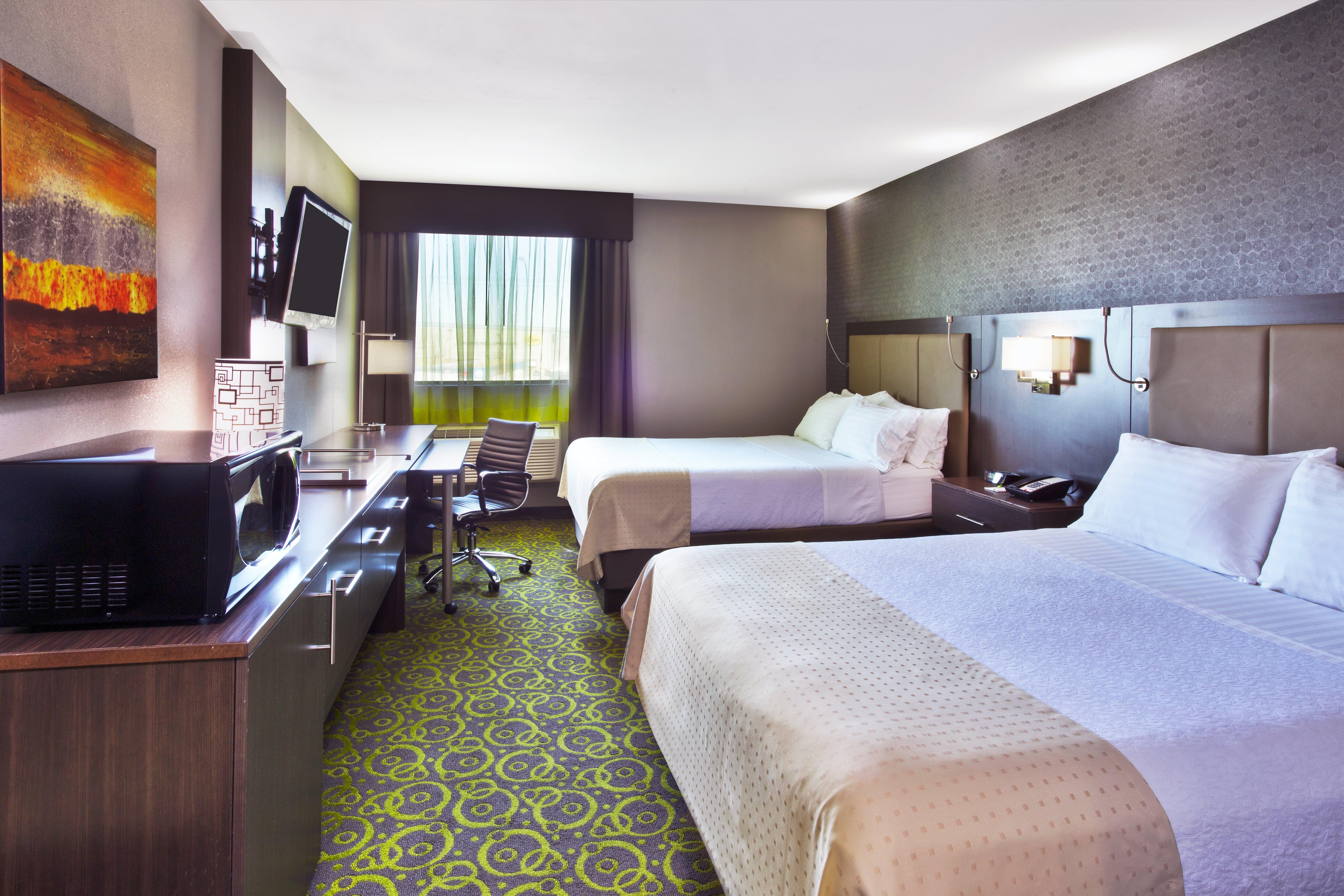 Holiday Inn Express Winnipeg Airport - Polo Park By Ihg Exterior photo